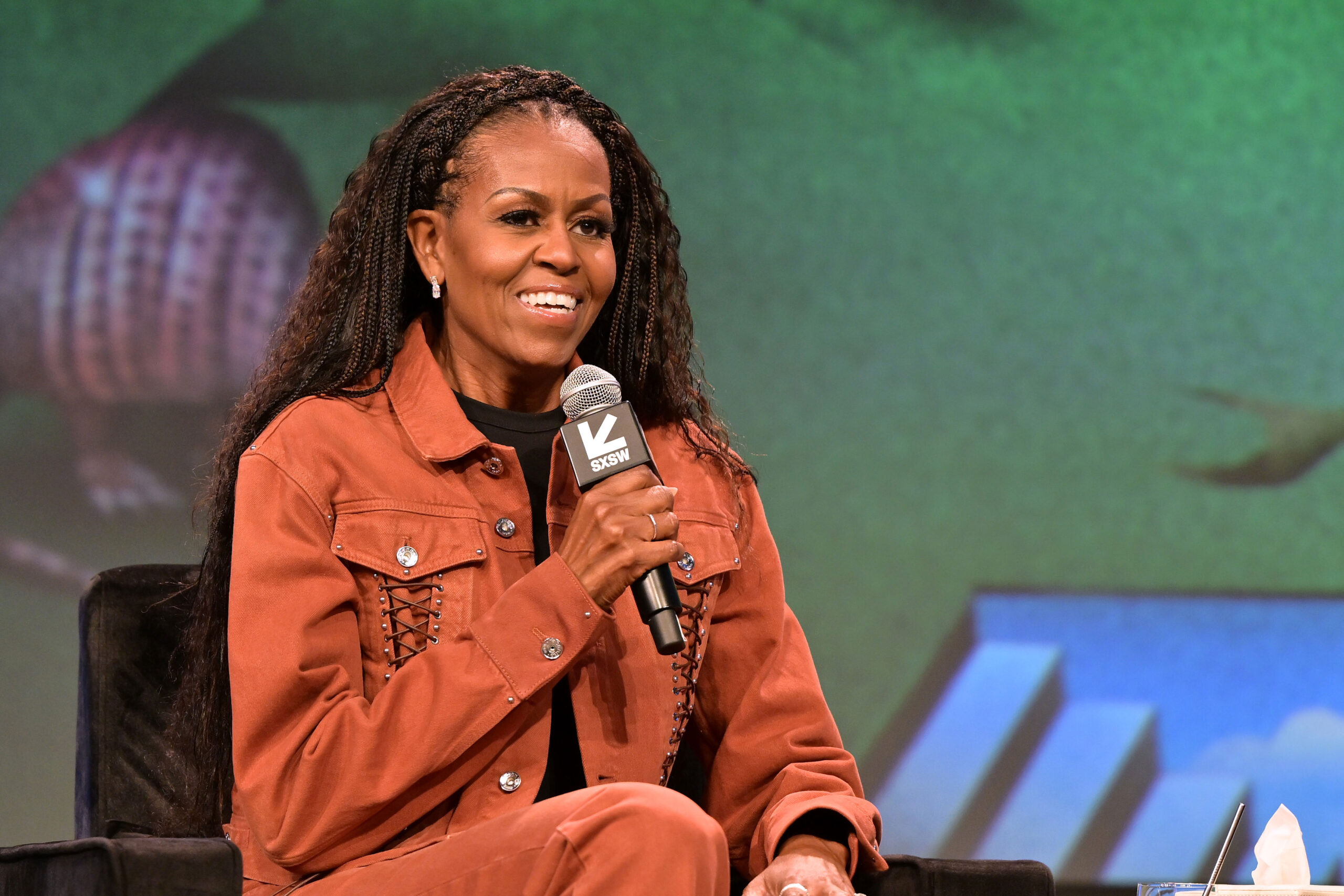 “Chicago will always be home”: Michelle Obama celebrates roots with rare childhood photos