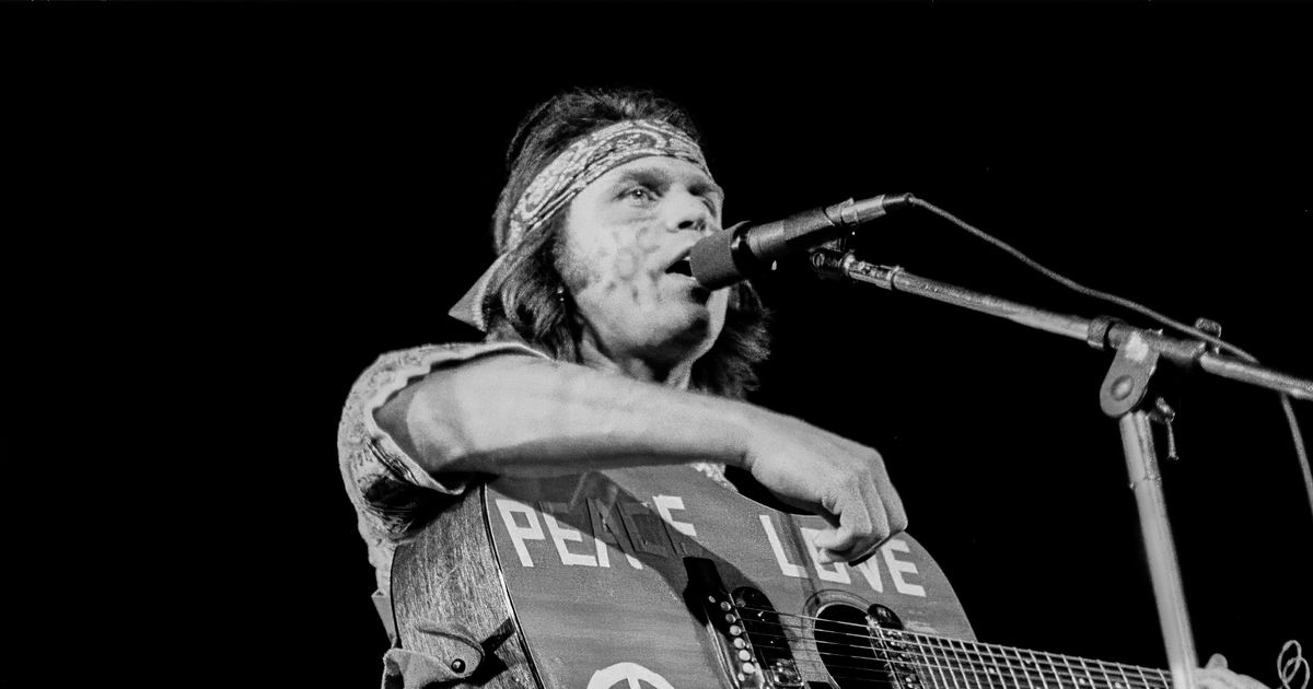 Anti-war musician Country Joe McDonald, dead at 84